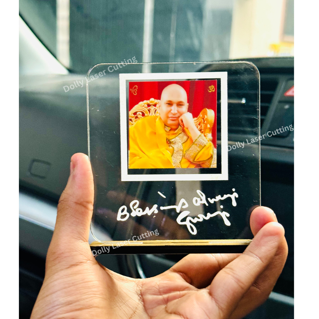 DLC - Blessings Of Guru Ji Swaroop For Car Dashboard Without Light.